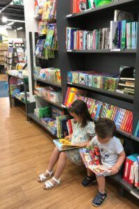 reading at store